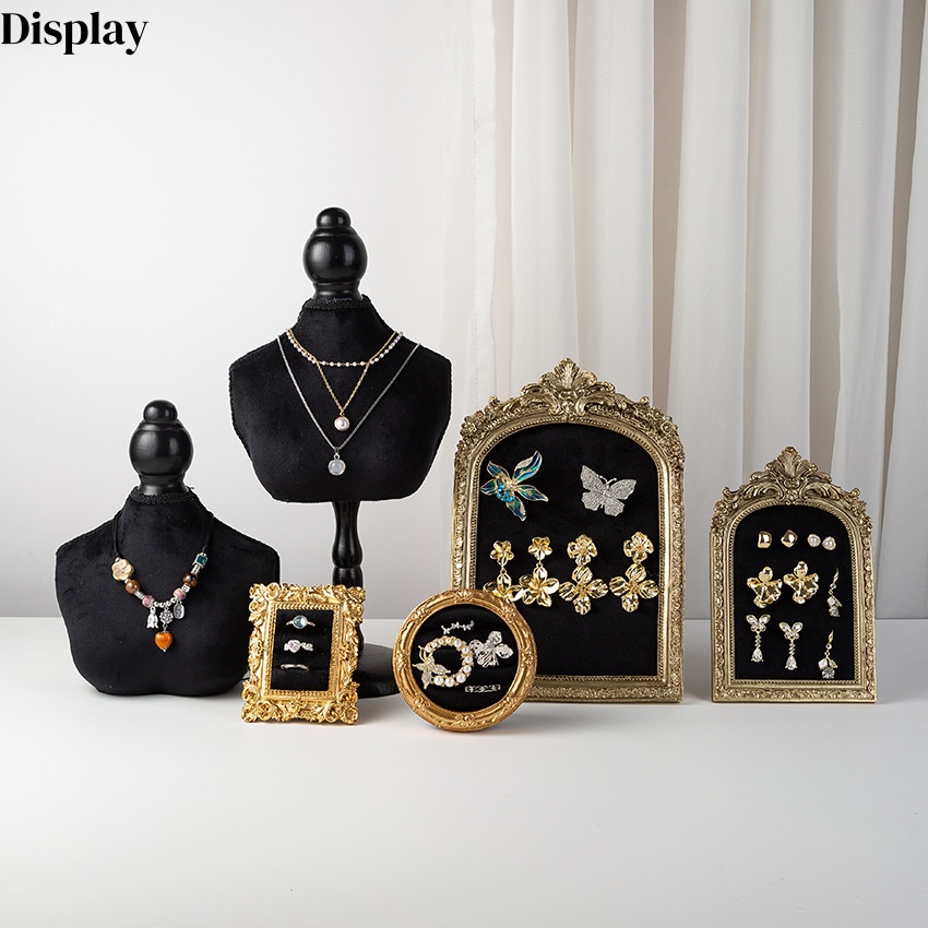 Siyah Kadife Göğüs Formu Takı  - Body Jewelry In Store incelemesi ve fiyatı